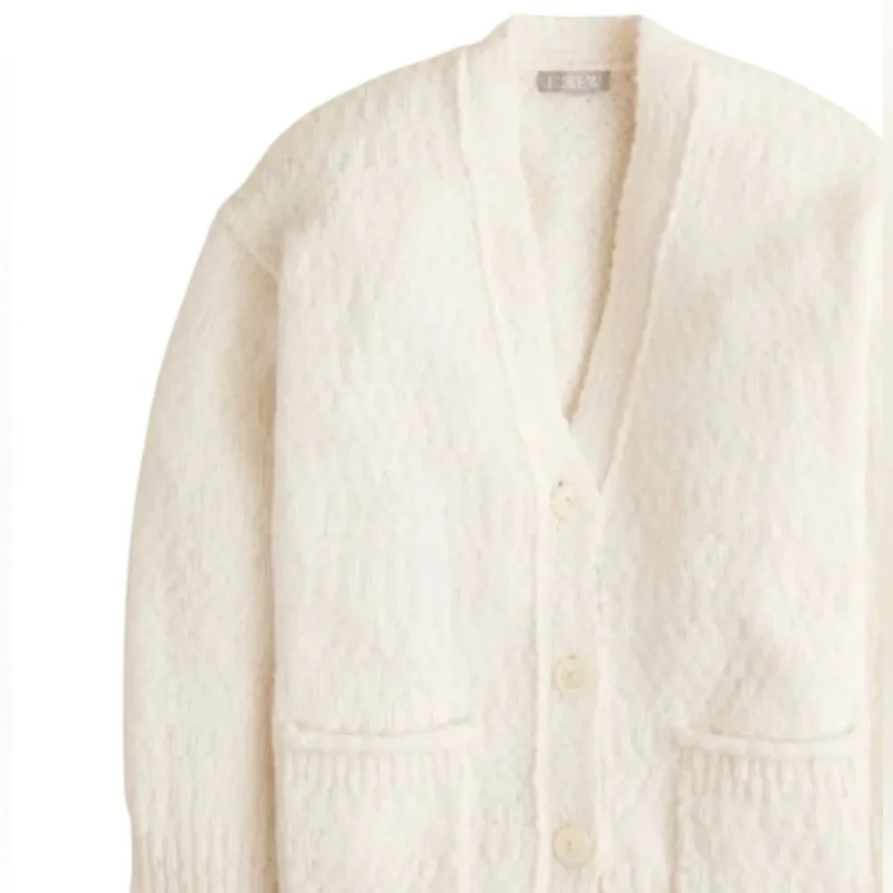 J. CREW ivory Relaxed Cardigan in Textured Yarn oversized boxy fit NWOT - Large - Picture 7 of 11
